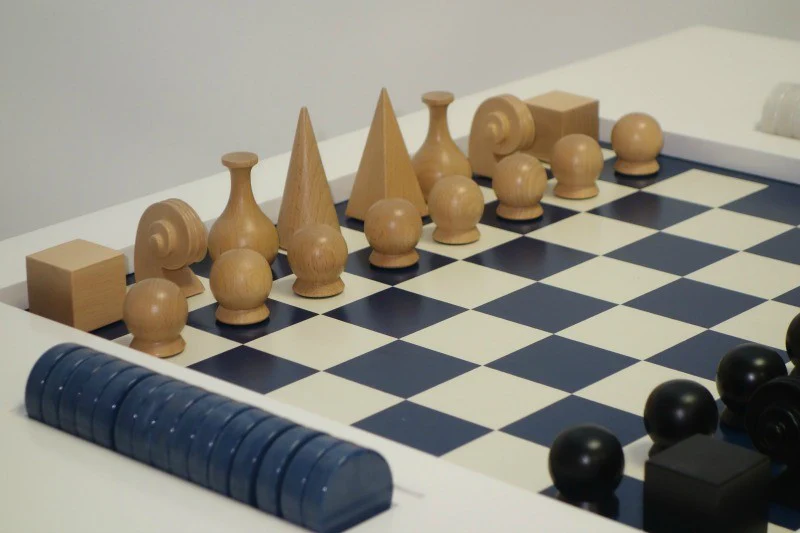 Chess Table - Image 7