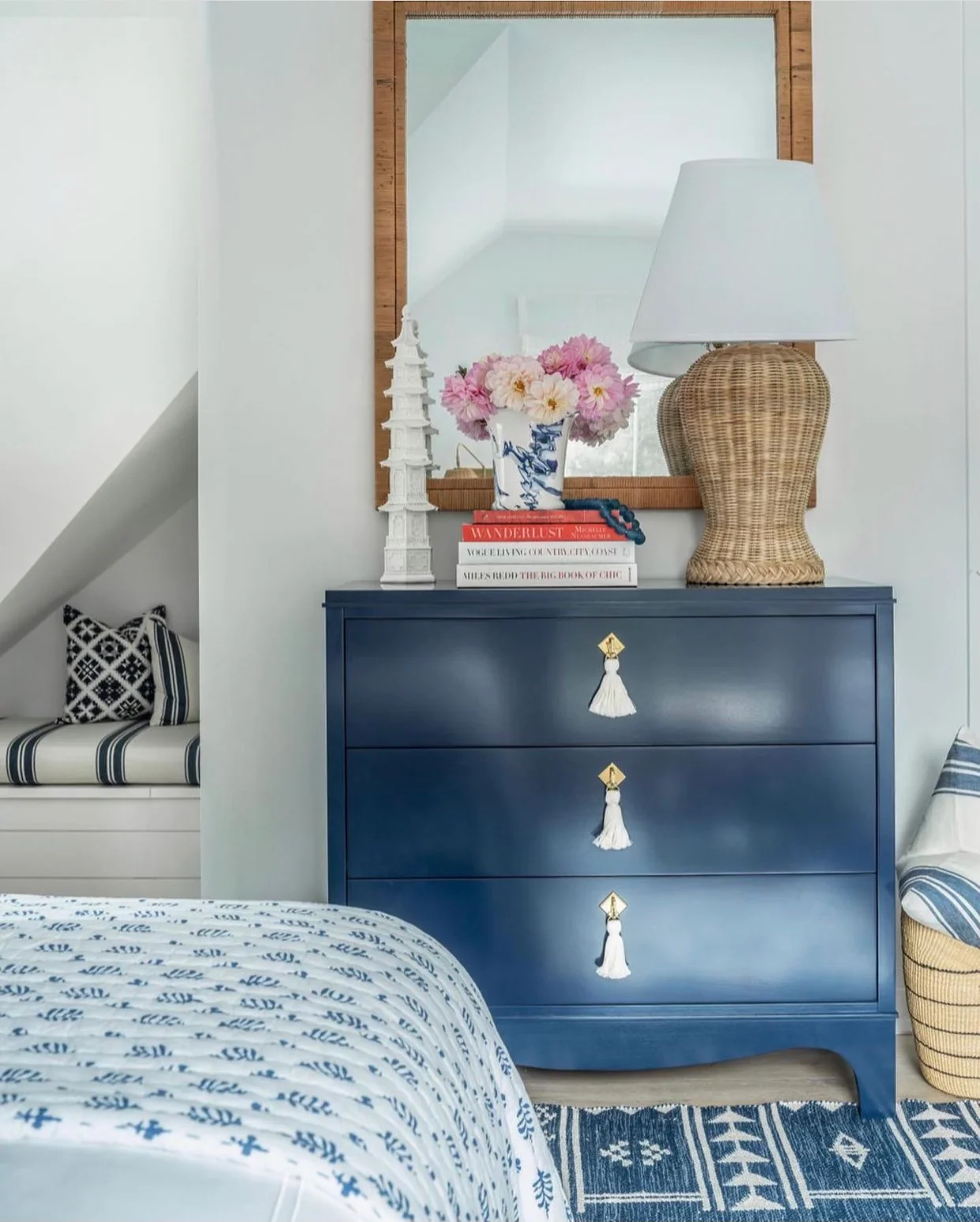 Easton Chest - Image 5