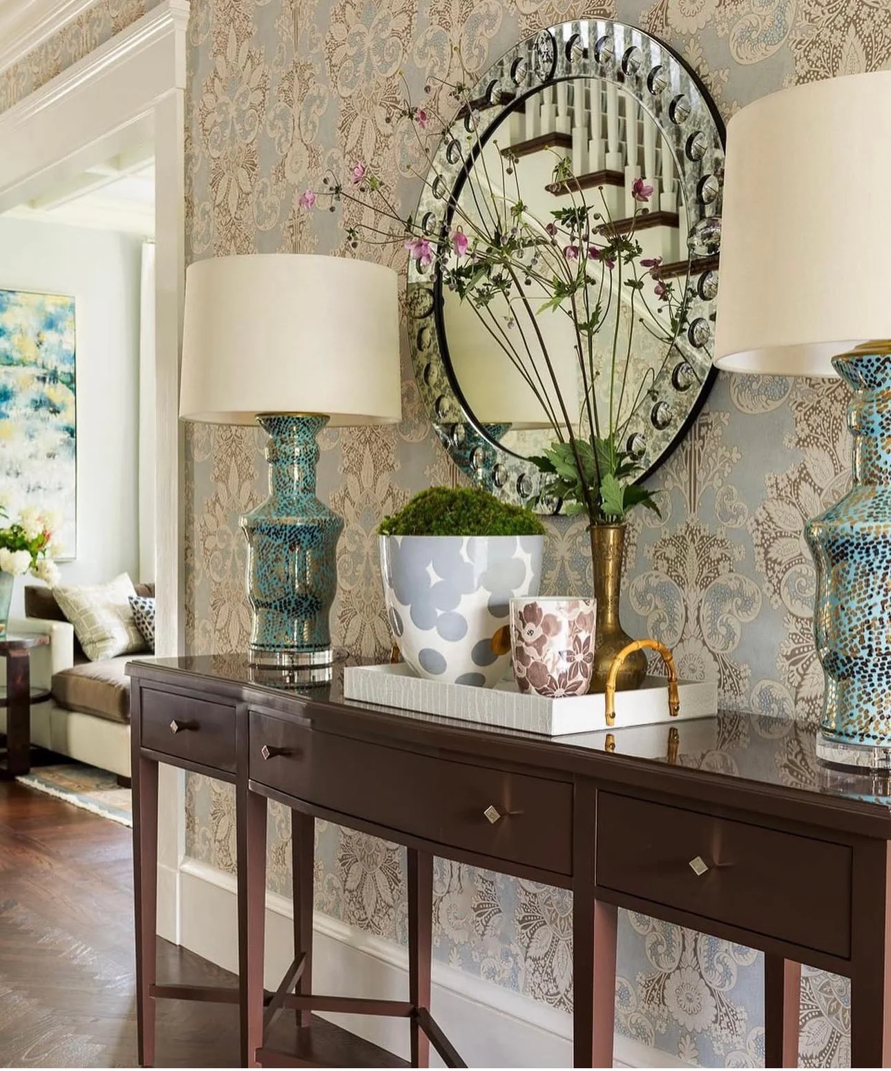 Manhattan Stretch Console - Image 3